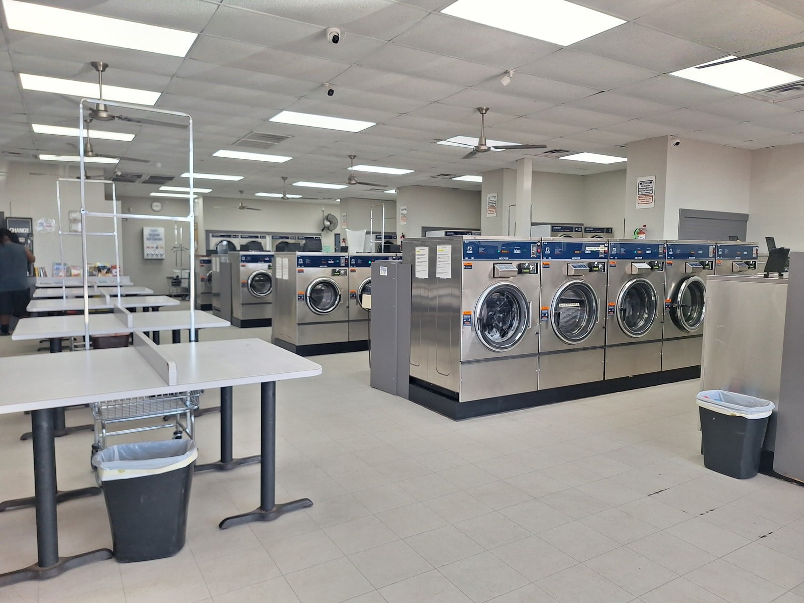 Home [laundryworksfw.com]